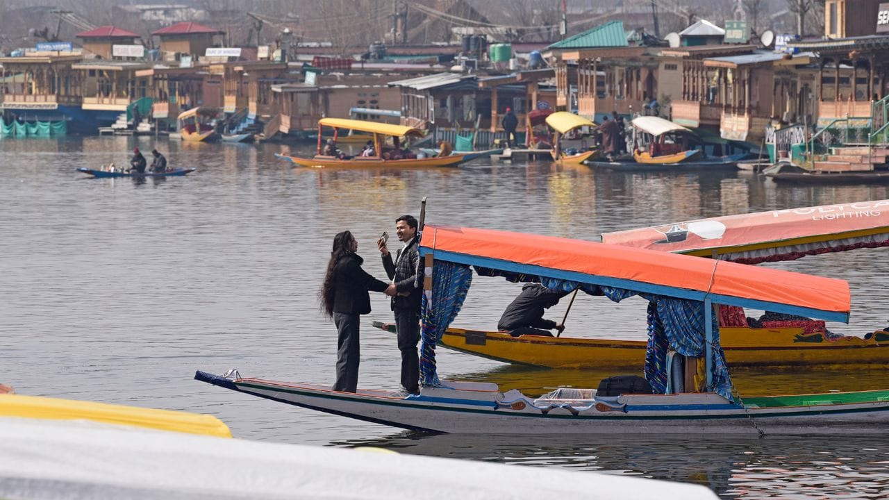 J&K government has clarified a new and eco-friendly policy for the rehabilitation of Dal Lake residents.