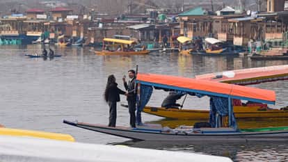 J&K government has clarified a new and eco-friendly policy for the rehabilitation of Dal Lake residents.