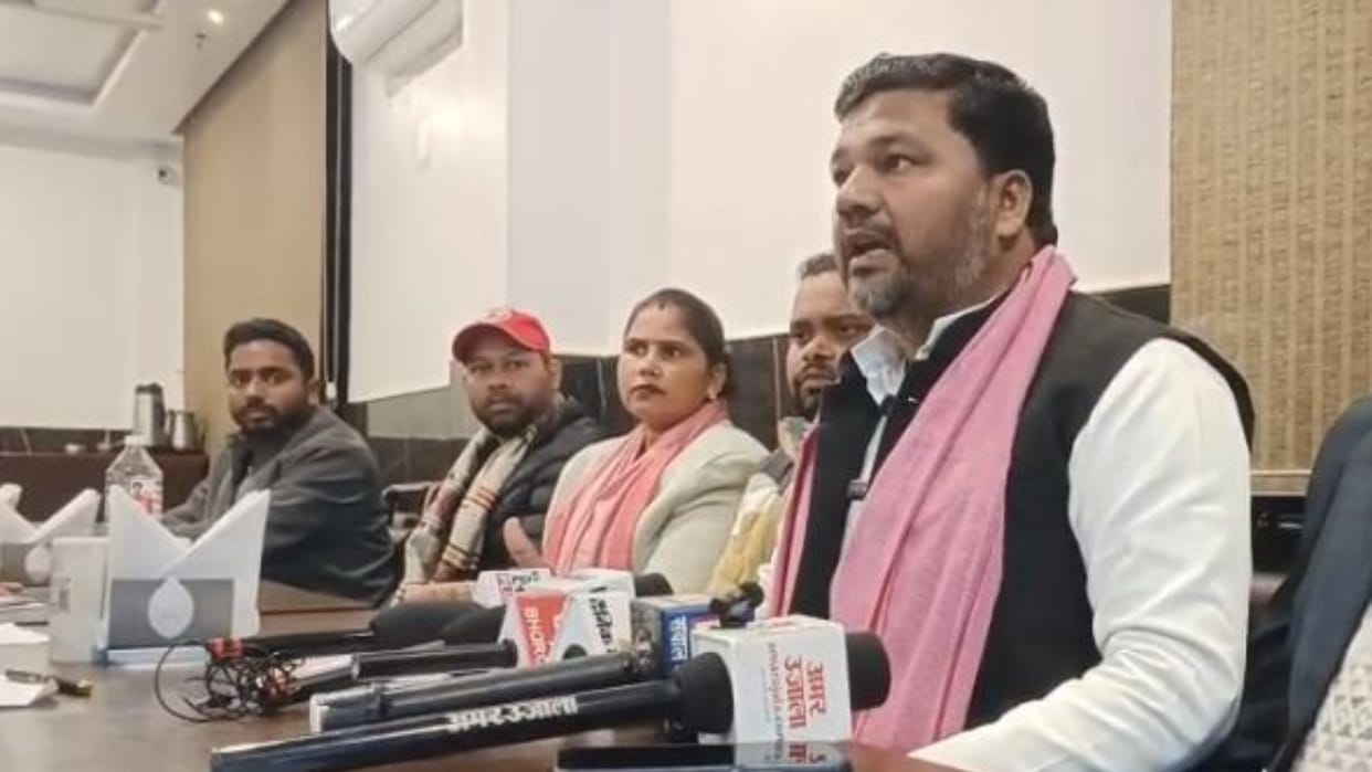 Samajwadi Party has alleged forgery in the SIR process in Pilibhit