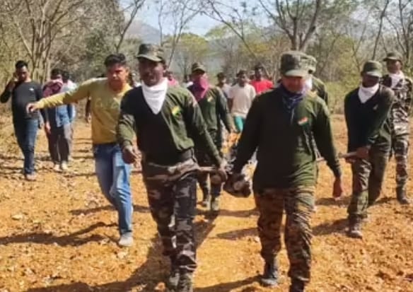 Jharkhand: रांची के सोनाहातू में 25 वर्षीय युवक की निर्मम हत्या, कांची नदी किनारे सिर धड़ से अलग मिला शव