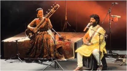 Arijit Singh First Live Performance After Retirement Of Playback Singing Shares Stage With Anoushka Shankar