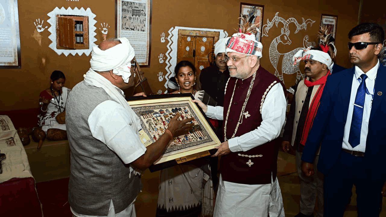 Amit Shah visited exhibition based on tribal traditions and culture On losing ceremony of Bastar Pandum