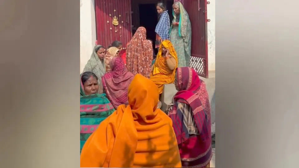 Abhishek was murdered on suspicion relationship, Two brothers caught him his husband slit his throat