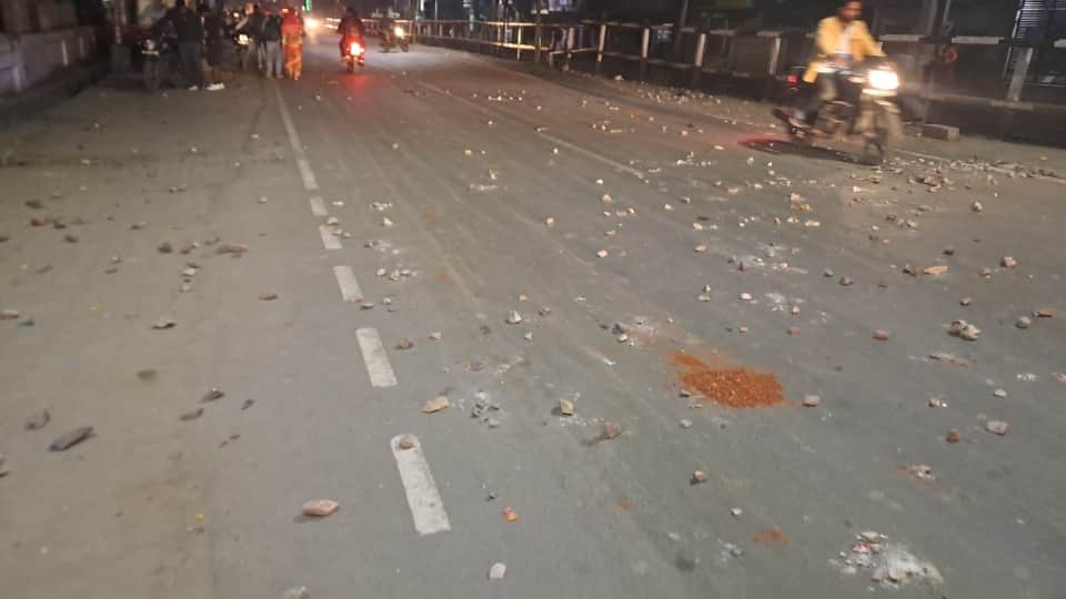 Child died in accident Protests in Mathura Traffic jam and crowd vandalized stones thrown at police station