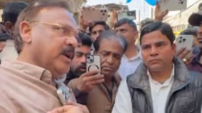 Congress and BJP MLAs clash over  construction of  roof for shrine in Jaipur