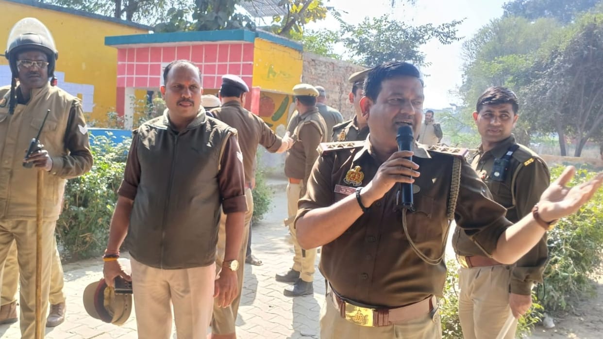 Teacher allegations of molesting female students police force arrived at school in varanasi