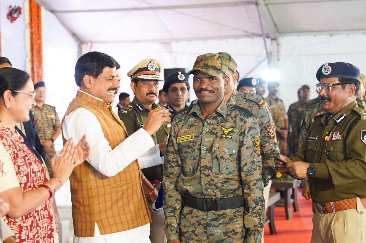 MP News: 60 Hawk Force soldiers promoted prematurely, CM said – Balaghat has shown the end of Naxalism