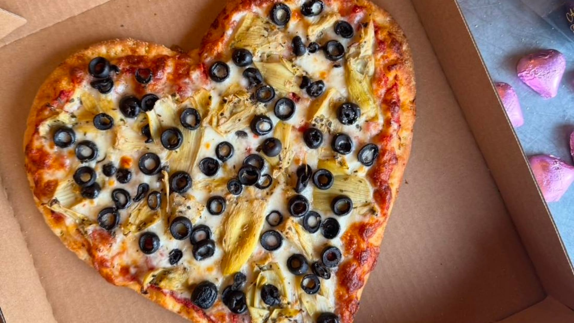 valentine week 2026 how to make heart shape pizza at home full recipe in hindi