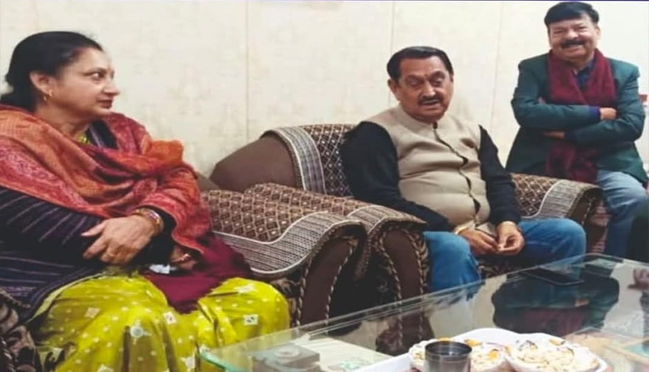 MLA enters amid Thukral and Meena's dispute, reaches former municipal president's house and discusses politics