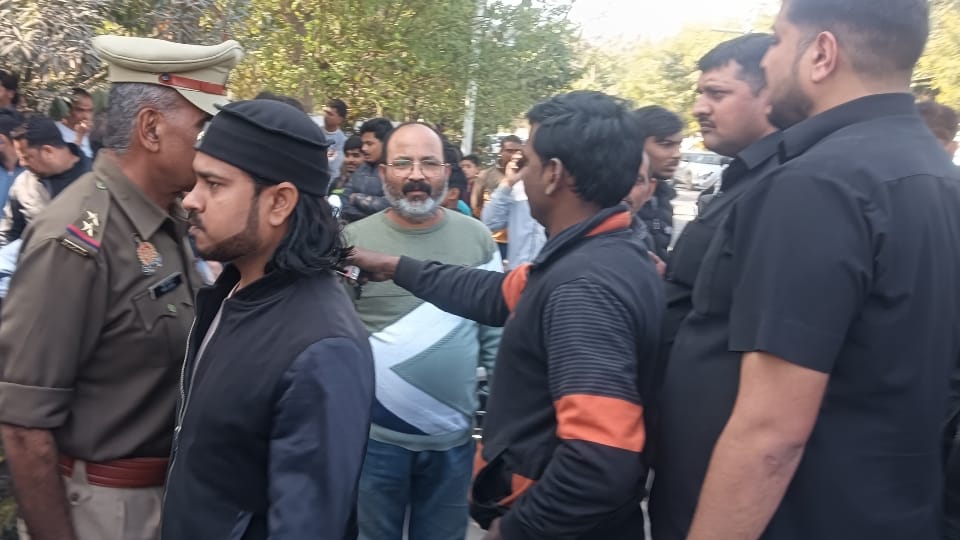 Tobacco businessman son his Lamborghini collided with an auto-rickshaw and Bullet motorcycle In Kanpur