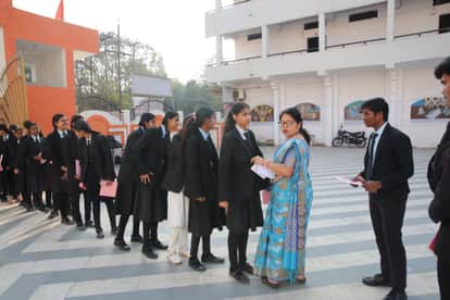 MP Board Exam: Board exams begin, 12th grade students who appeared for the English paper said the paper was ea