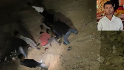 Bike rider died after falling into deep pit in an underpass under construction in Ghazipur