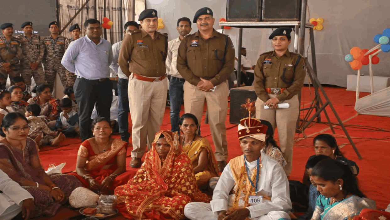 grand mass wedding 283 couples held in Gariaband under Chief Minister's Kanya Vivah Yojana