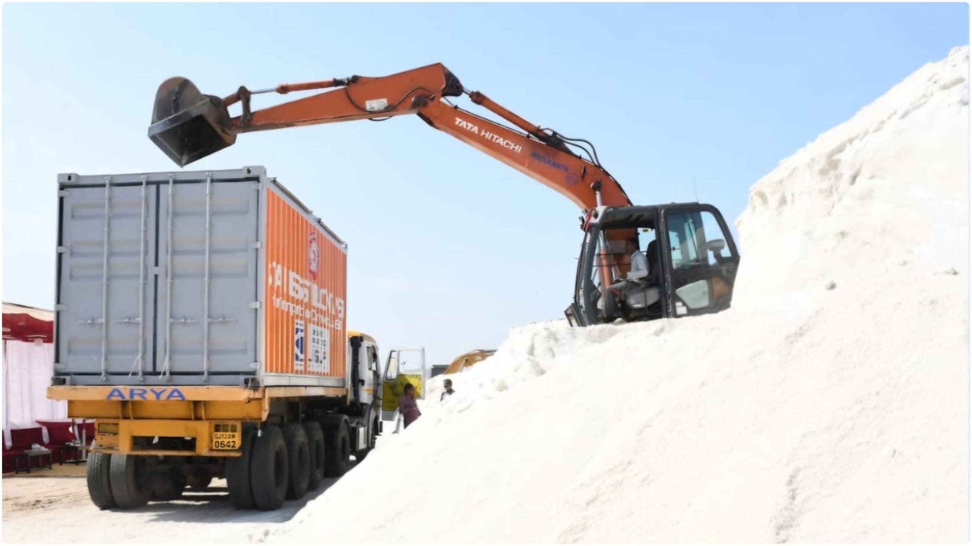 Loading Salt Train Railway:15 मिनट में लोडिंग-पांच मिनट में अनलोडिंग, नमक ढुलाई में रेलवे ...