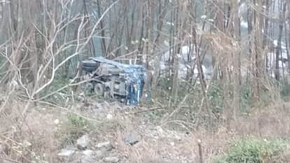 BRO truck falls into ditch on Gangotri Highway one dead Uttarkashi Uttarakhand news