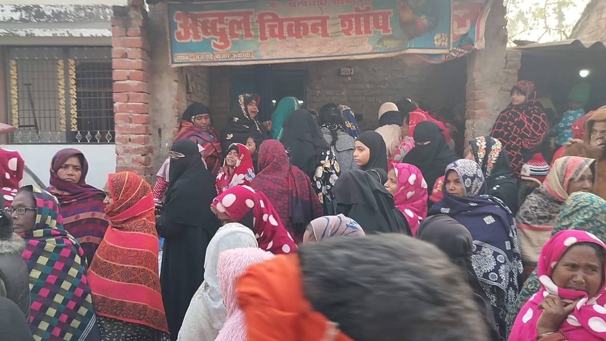 Ayodhya: The body of suspected terrorist Abdul arrives at his home, sparking uproar; he was accused of plott