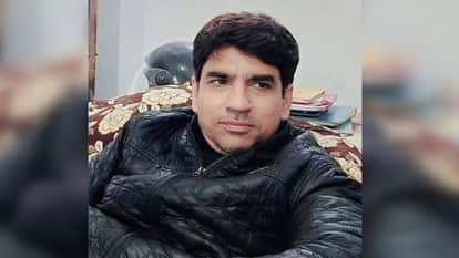 Advocate Farooq Khan shot dead in Rampur