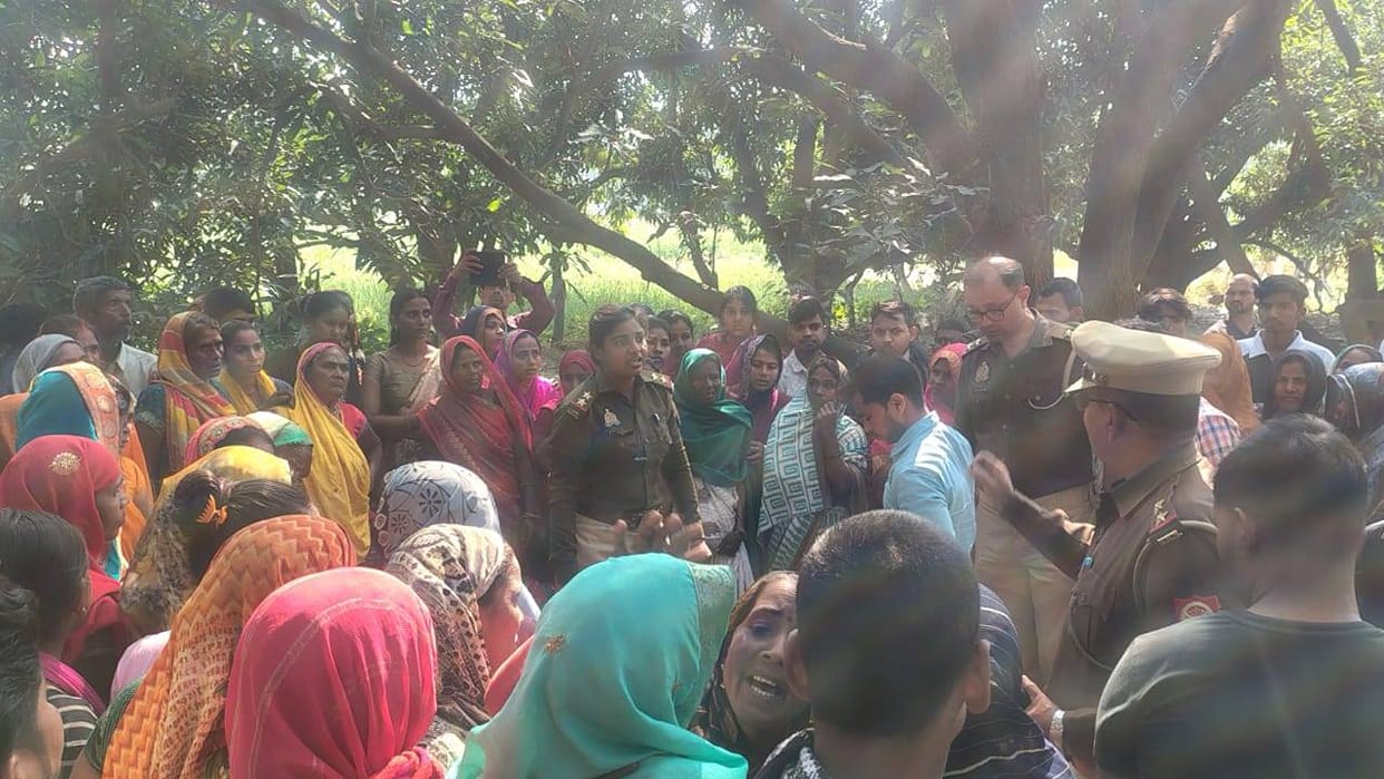 Lucknow: Friends found 500 meters from home, living together since childhood; one married six months ago