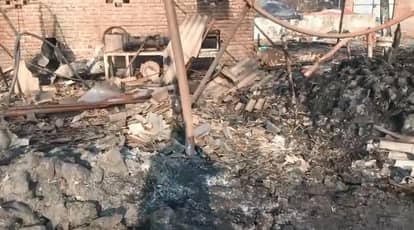 Kannauj fire at plastic grain factory goods worth Rs 12 lakh gutted fire brigade brought it under control