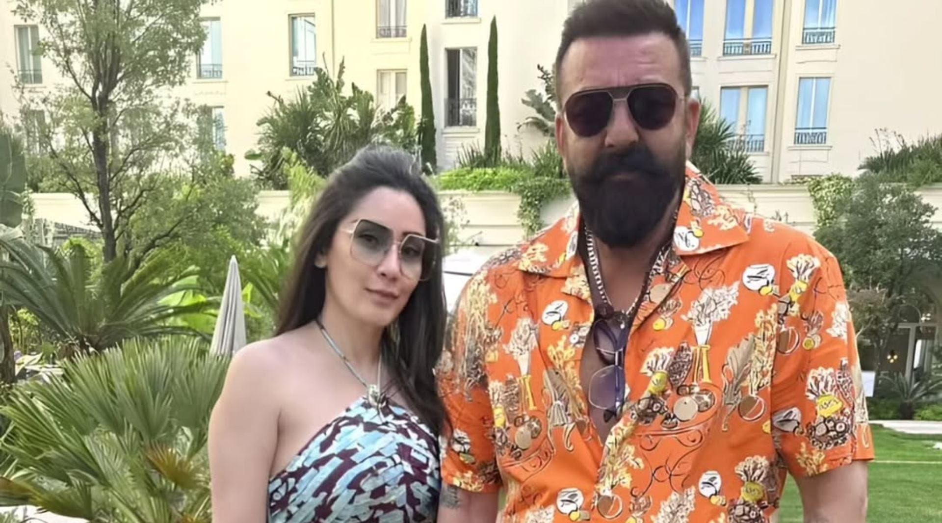 Saif ali Khan to Shahid Kapoor and Sanjay Dutt Bollywood couples who have age gap