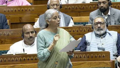 वित्त मंत्री निर्मला सीतारमण