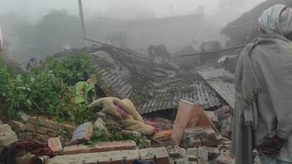 A pillar broke and the wall along with the tin shed collapsed, killing a woman