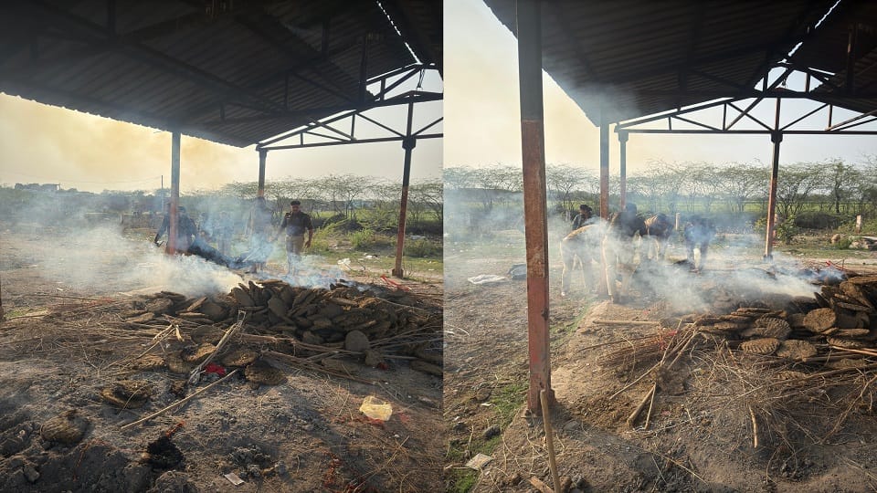 Police lifted body from burning pyre in Agra