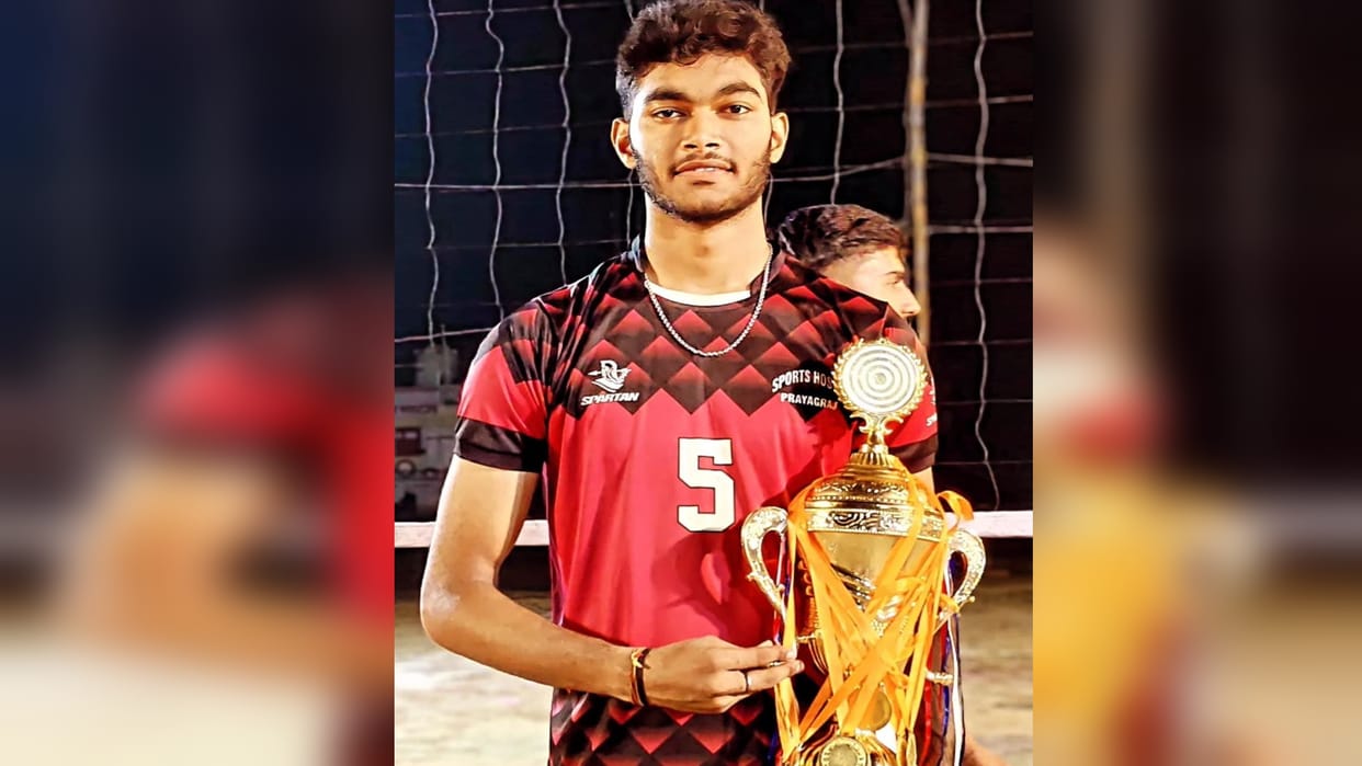 Pratyush had told his father – don’t tell your mother about becoming a constable, I will come and surprise you