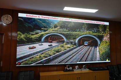 Uttarakhand CM holds meeting, days plan for use of escape tunnel on Rishikesh-Karnaprayag railway line