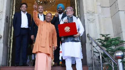 UP Budget 2026 Updates Finance Minister Suresh Khanna Present Budget Announcements CM Yogi News in Hindi