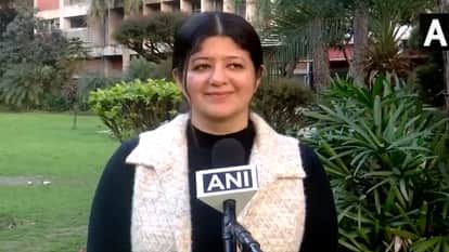 UGC NET Topper Diksha Secures AIR 1 in Public Administration After Five Attempts, Shares Winning Strategy Now