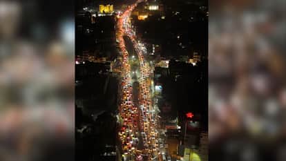 Traffic Jam in Varanasi: 212 weddings in one day 20-minute journey takes an hour
