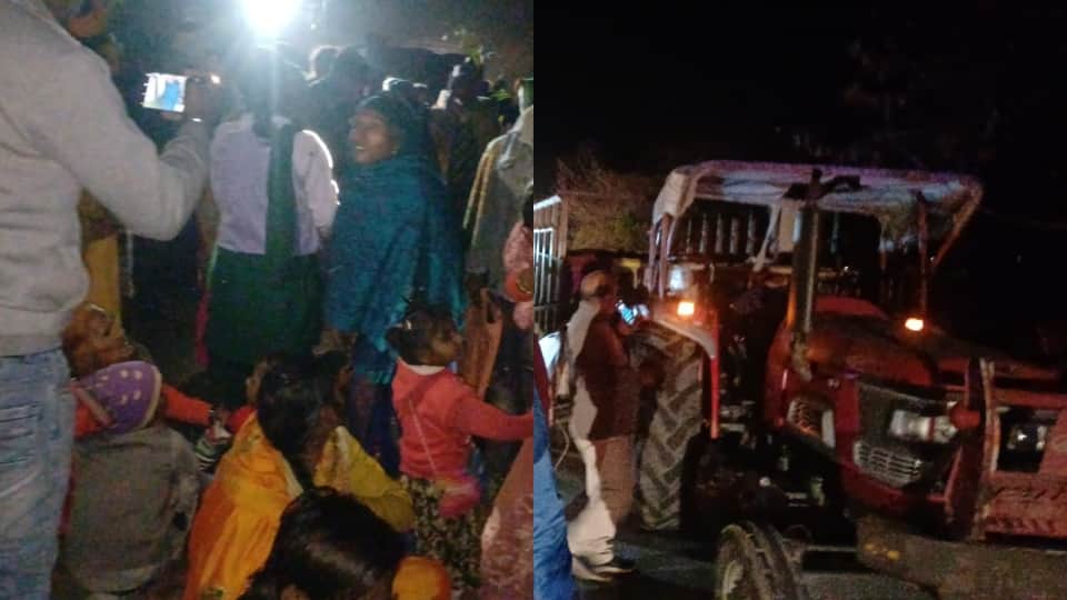 three died 21 people injured in a head-on collision between tractor-trolleys in Badaun