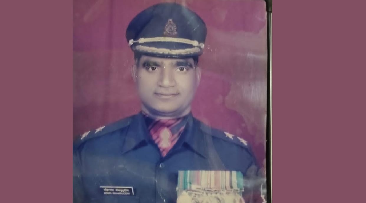 Hardoi Retired Captain dies after being hit by unknown vehicle was returning home with medicine from Lucknow