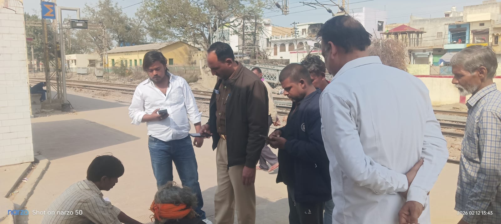 man died after being hit by Seemanchal Express in Khurja