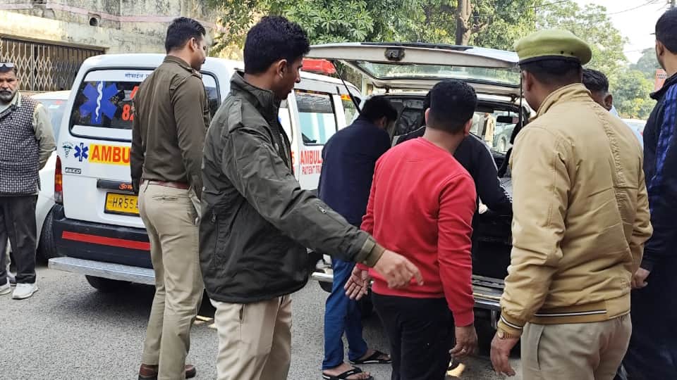 Retired sub inspector suicide with his wife couple bodies were hanging from fan blade In meerut