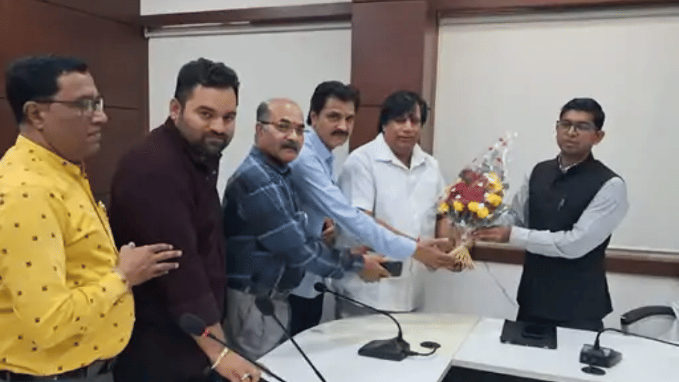 Indore News IMC Commissioner announces zero tolerance policy against encroachment in Rajwada market