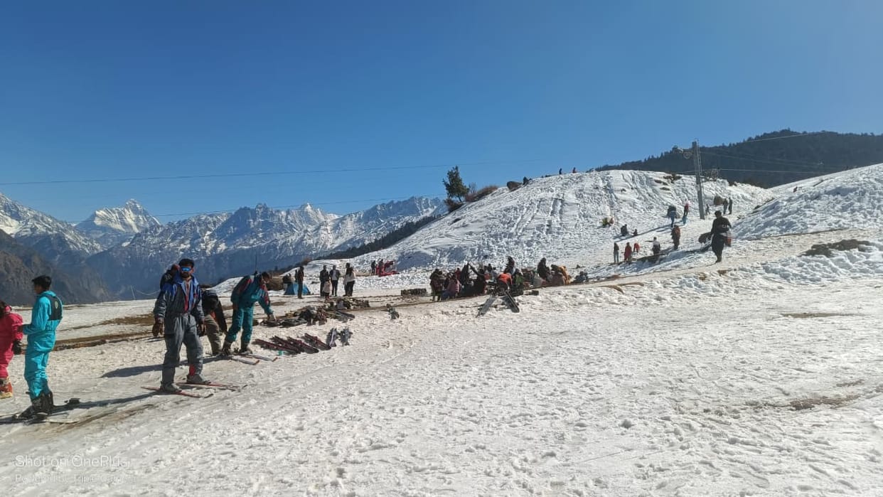 Auli Skiing championship 17 teams will showcase their talent in snowy valleys
