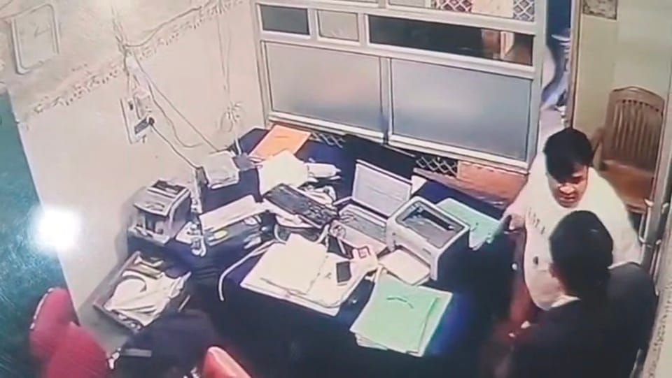 Rampur Lawyer murder: Shot in front of wife, Asghar Ali was caught like this