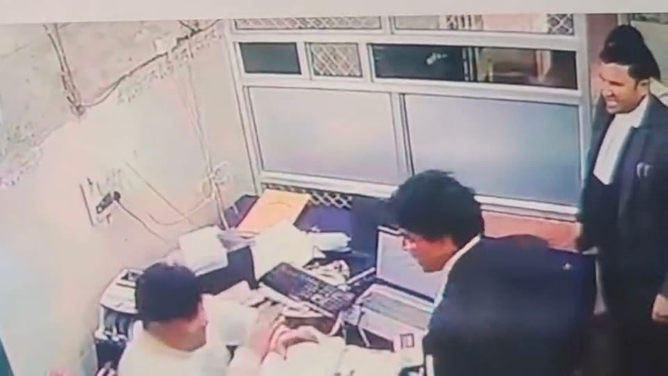 Rampur Lawyer murder: Shot in front of wife, Asghar Ali was caught like this
