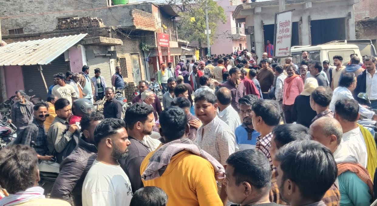 Unnao young man who left home for Kanpur dies his body found in a roadside ditch police investigating