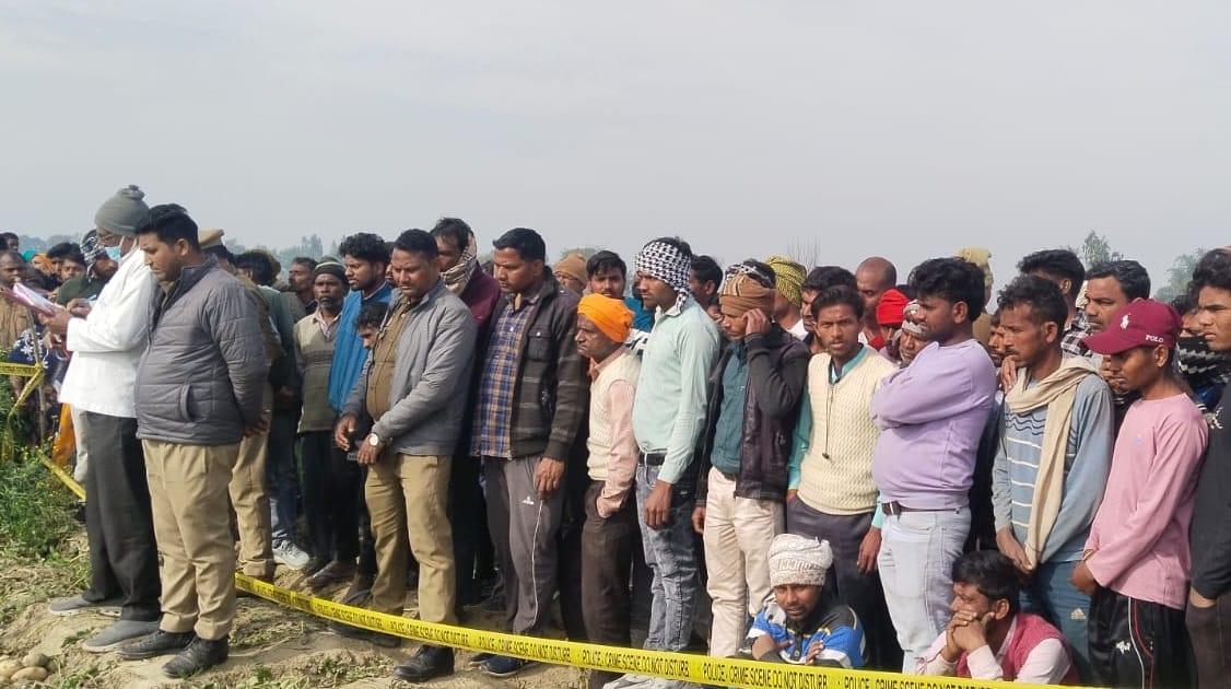 Farrukhabad Farmers body found in field head injury leads to murder altercation between police and family
