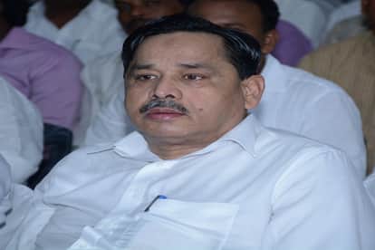 UP: Naseemuddin Siddiqui, who recently left Congress, will join the SP; speculation has been rife.