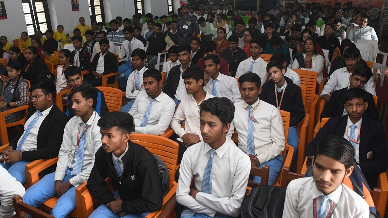 UP Board Exam 2026 DM and Municipal Commissioner gave tips to students for exam in Varanasi