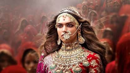 Valentine Special 15 Highest Grossing Bollywood Romantic Films