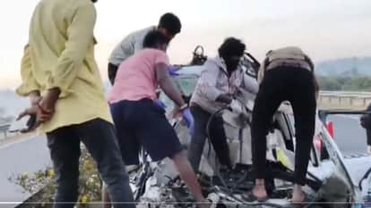 Karnataka Bengaluru roads many people killed in multi-vehicle chain collision News In Hindi