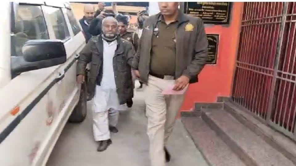 Delhi triple murder accused tantrik Kamaruddin used to give dangerous poison in laddus