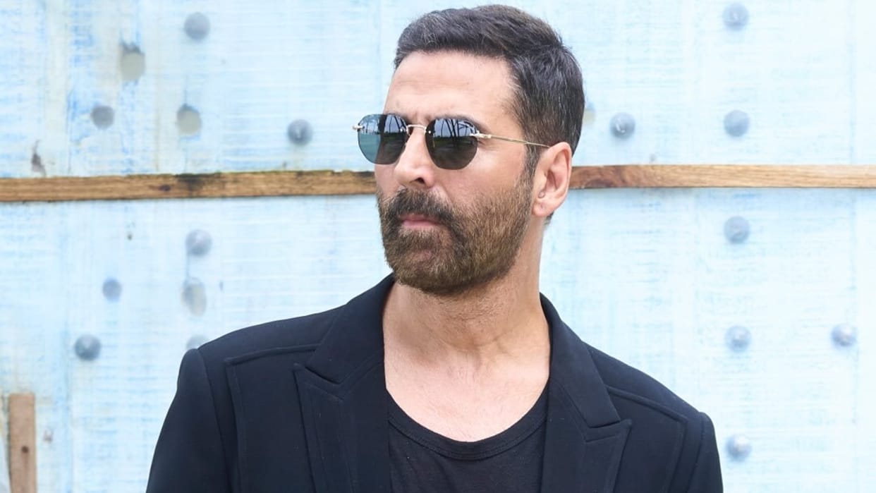 Akshay Kumar reveals his fitness mantra says do not copy bollywood actors