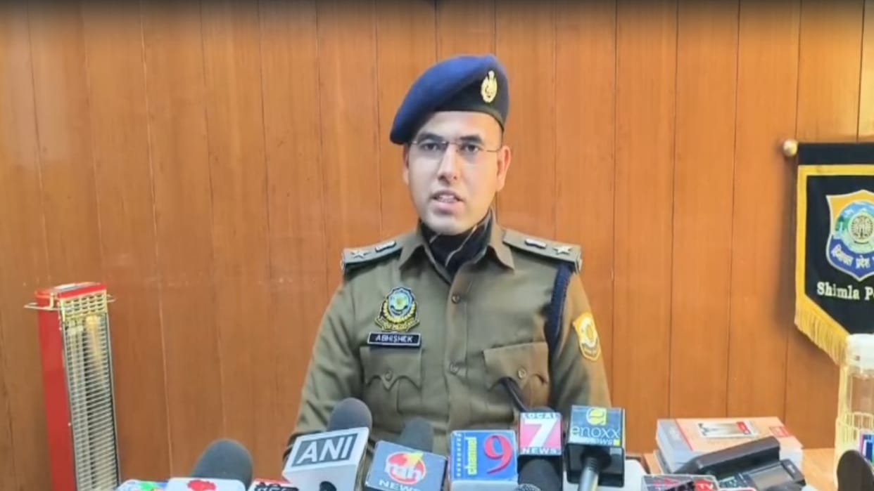 gang involved in drug smuggling in Shimla using local youth was busted.