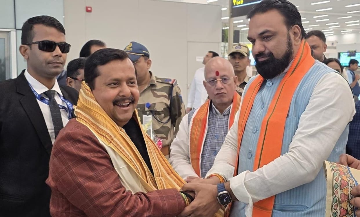 Bihar: BJP National President Nitin Nabin arrives on Bihar tour, welcomed by both Deputy CM in Patna